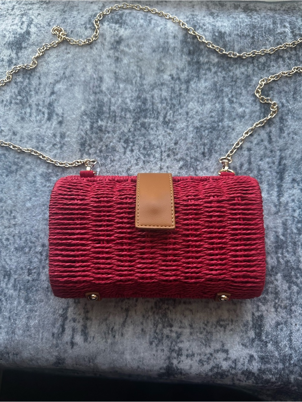 Shiraleah Chicago NWOT Red Woven Straw Crossbody Clutch Gold Chain Resort Bag